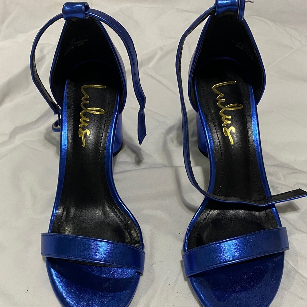Lulu's Shimmering Blue Heels